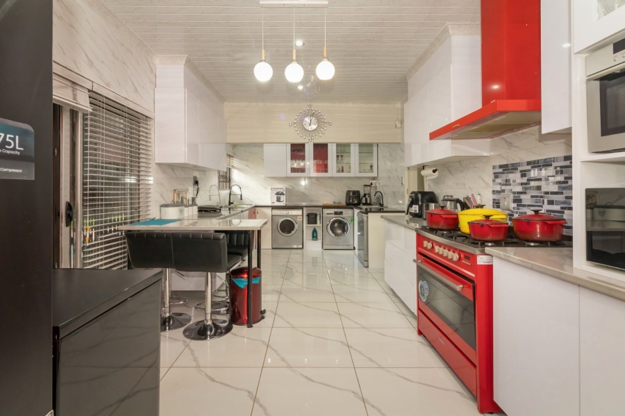 4 Bedroom Property for Sale in West Park Free State